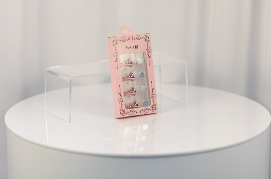 Magnetic Nail Tip Stand