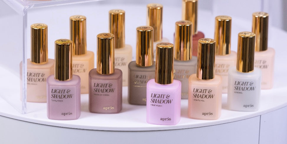 Aprés: Light & Shadow Collection